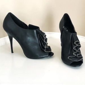 Lola Ruffle Heels - Elizabeth and James
